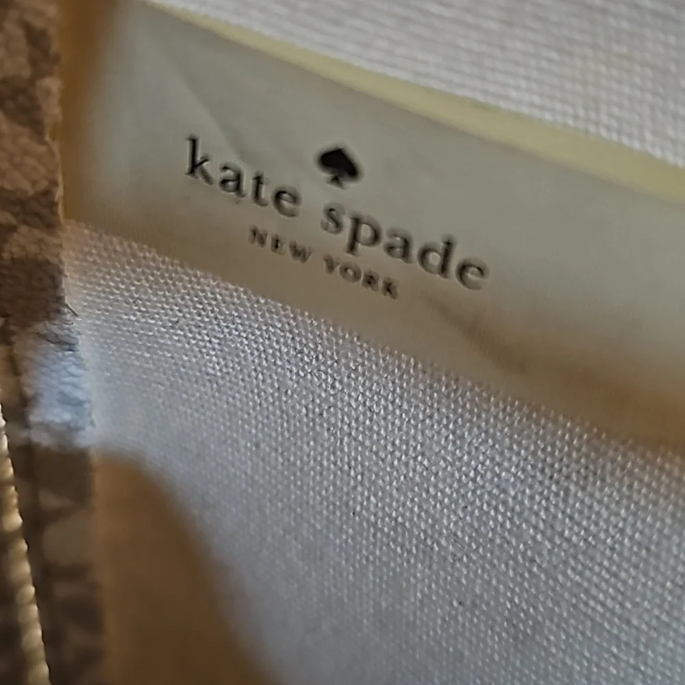 Kate Spade purse - Picture 8 of 16